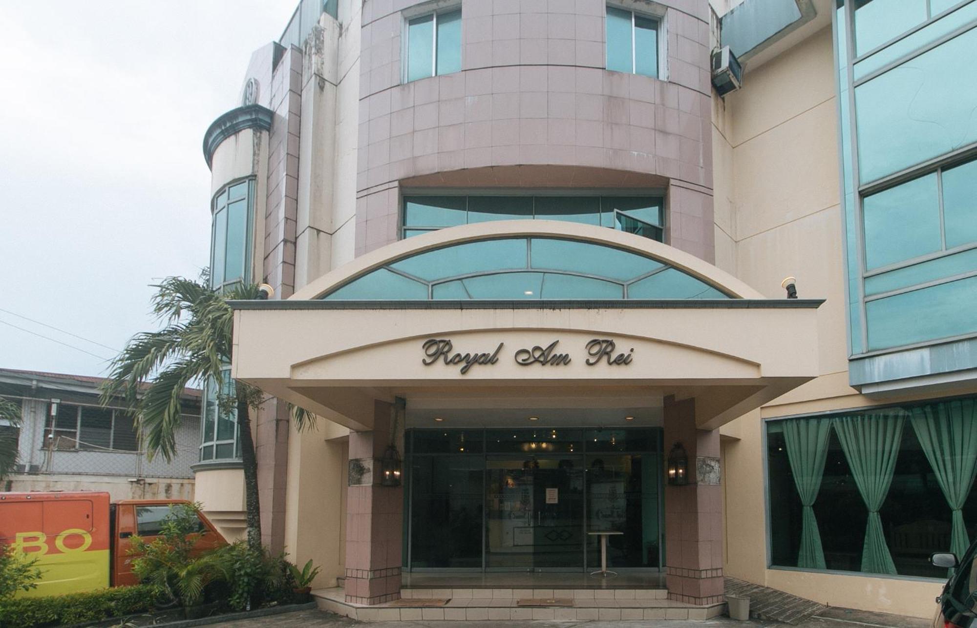 Royal Am Rei Hotel By Reddoorz Bacolod Exterior foto